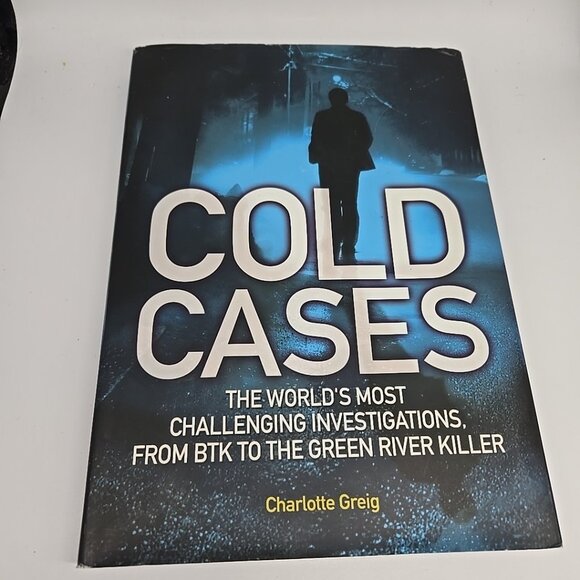 Cold Cases Charlotte Greig 2006 Serial Killer Hardcover - Picture 1 of 7